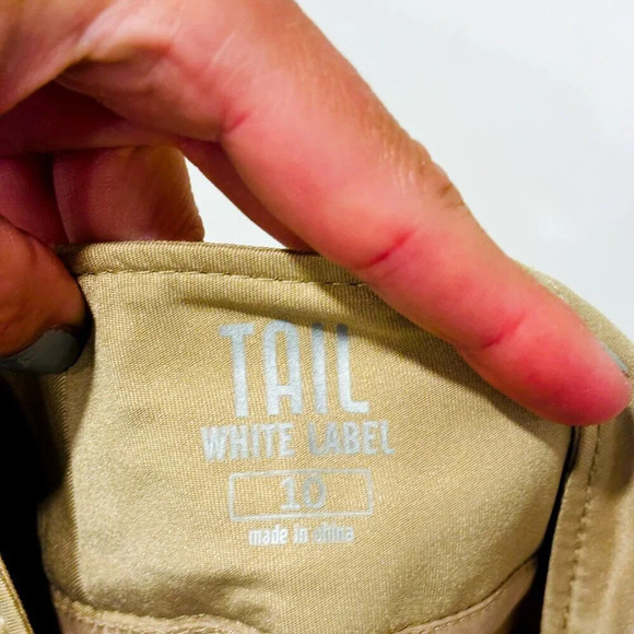 TAIL WHITE LABEL – Beige golf capri pants | Tan stretch comfort • - Picture 4 of 9